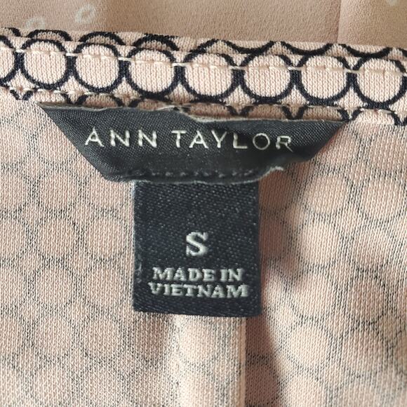 Ann Taylor Circle Blouse Small - Picture 6 of 8